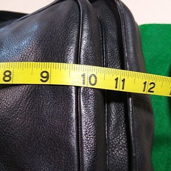 Vintage Kenneth Cole Crossbody Adjustable Strap Front Flap snap Zipper Sm pocket - Picture 5 of 16